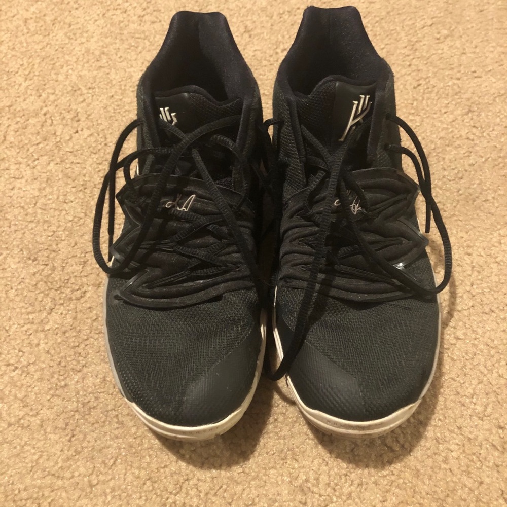 Kyrie Basketball Sneakers